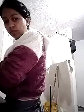 Snapshot of Tiphanydirty3 chatting on 03.08.25 Tiphanydirty3 online show from 03.08.25