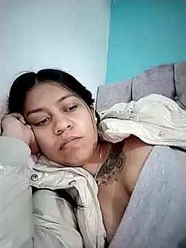 Snapshot of Tiphanydirty3 chatting on 03.19.25 Tiphanydirty3 online show from 03.19.25