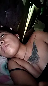 Snapshot of Tiphanydirty3 chatting on 09.28.25 Tiphanydirty3 online show from 09.28.25