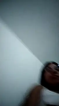 Snapshot of Tiphanydirty3 chatting on 10.21.25 Tiphanydirty3 online show from 10.21.25