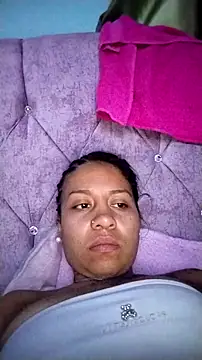 Snapshot of Tiphanydirty3 chatting on 11.04.25 Tiphanydirty3 online show from 11.04.25