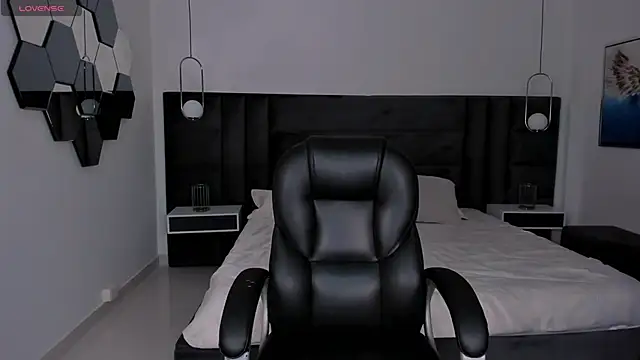 CelestePalmer  online show from 04.16.26