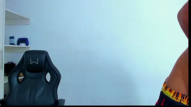 dominic smith  online show from 12.23.24