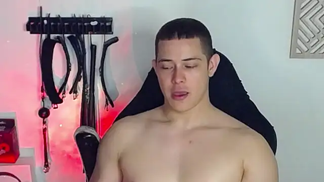 Snapshot of Alan_hadid1 chatting on 01.28.25 Alan hadid1 online show from 01.28.25