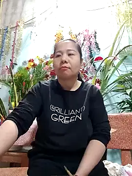 Queen 18200 online show from 01.16.25