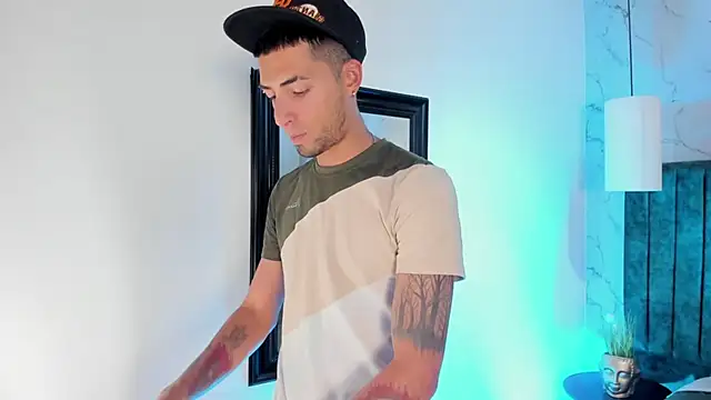 DrakeNeumann online show from 12.20.25