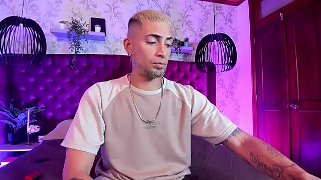 DrakeNeumann online show from 04.06.26