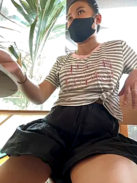 Snapshot of Tina_995 chatting on 09.21.25 Tina 995 online show from 09.21.25