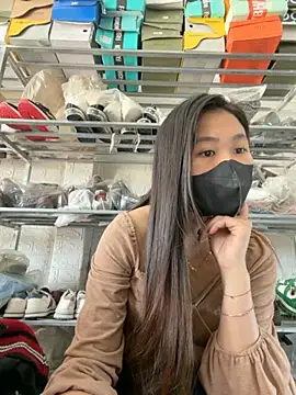 Snapshot of Tina_995 chatting on 11.22.25 Tina 995 online show from 11.22.25