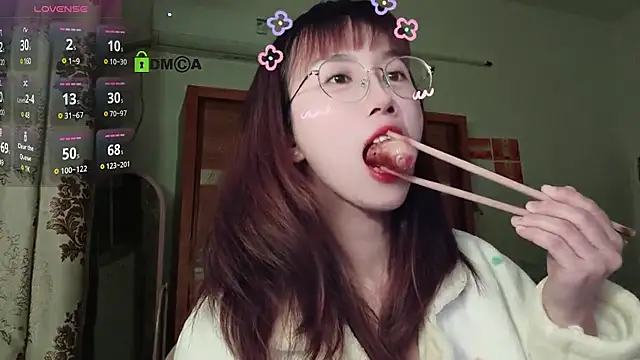 Snapshot of Lili_666 chatting on 01.13.25 Lili 666 online show from 01.13.25