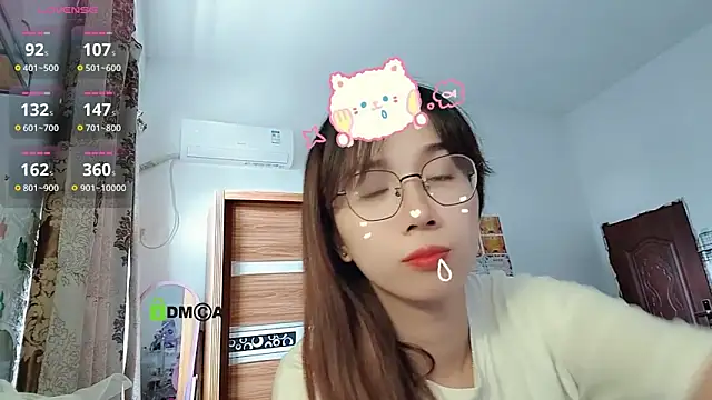 Snapshot of Lili_666 chatting on 09.10.25 Lili 666 online show from 09.10.25