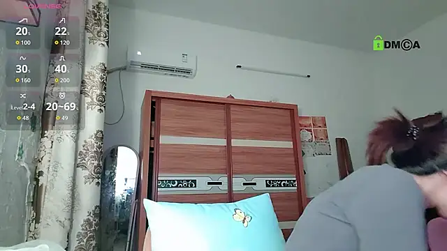 Snapshot of Lili_666 chatting on 10.18.25 Lili 666 online show from 10.18.25