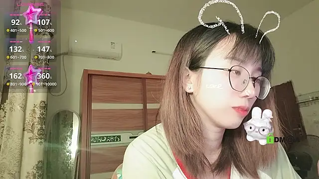 Snapshot of Lili_666 chatting on 10.29.25 Lili 666 online show from 10.29.25