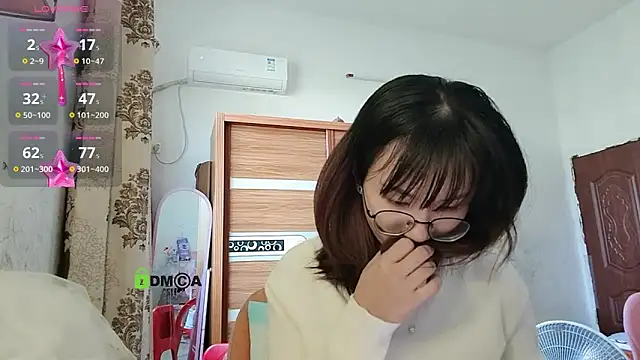 Snapshot of Lili_666 chatting on 11.26.25 Lili 666 online show from 11.26.25