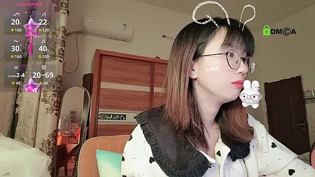 Snapshot of Lili_666 chatting on 11.26.25 Lili 666 online show from 11.26.25