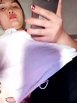 Snapshot of Hotpussy3ox chatting on 03.24.26 Hotpussy3ox online show from 03.24.26