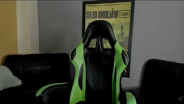 Snapshot of bravoboreal chatting on 12.09.24 bravoboreal online show from 12.09.24