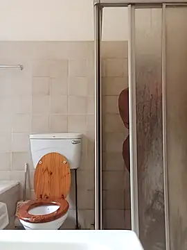 Snapshot of Sexymamibo chatting on 03.21.25 Sexymamibo online show from 03.21.25