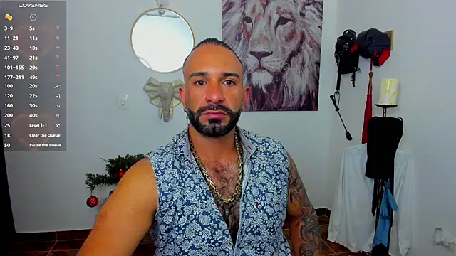 Snapshot of mr_maik chatting on 01.02.25 mr maik online show from 01.02.25