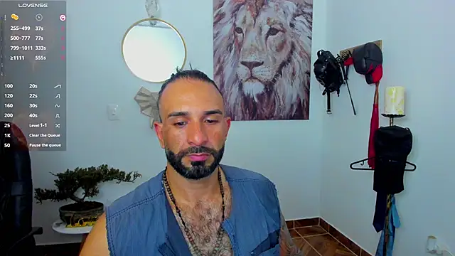 Snapshot of mr_maik chatting on 01.10.25 mr maik online show from 01.10.25