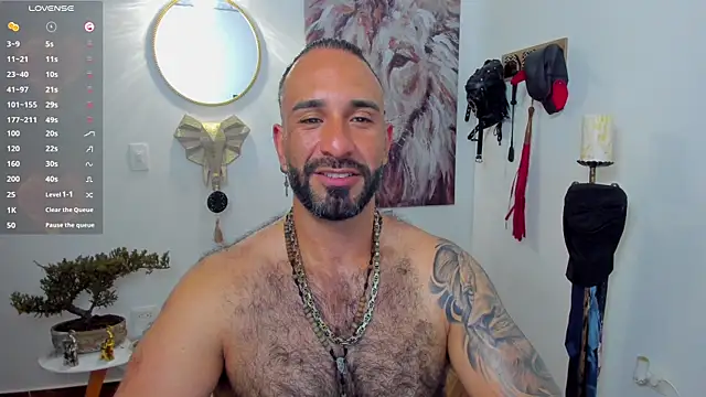 Snapshot of mr_maik chatting on 02.12.25 mr maik online show from 02.12.25