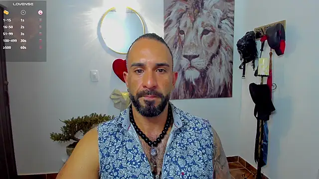 Snapshot of mr_maik chatting on 02.21.25 mr maik online show from 02.21.25