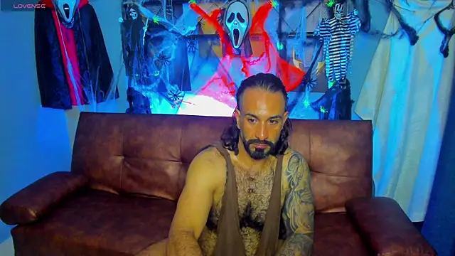 Snapshot of mr_maik chatting on 10.25.25 mr maik online show from 10.25.25