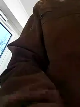 Snapshot of Analcholic chatting on 12.14.24 Analcholic online show from 12.14.24