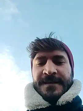 Snapshot of Analcholic chatting on 12.20.24 Analcholic online show from 12.20.24