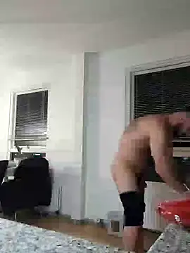 Snapshot of Analcholic chatting on 12.20.24 Analcholic online show from 12.20.24