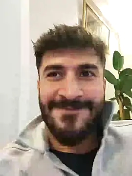 Snapshot of Analcholic chatting on 12.27.24 Analcholic online show from 12.27.24