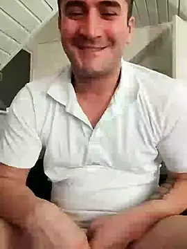 Snapshot of Analcholic chatting on 10.31.25 Analcholic online show from 10.31.25