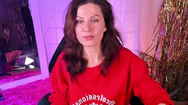 April o Nill online show from 12.22.25