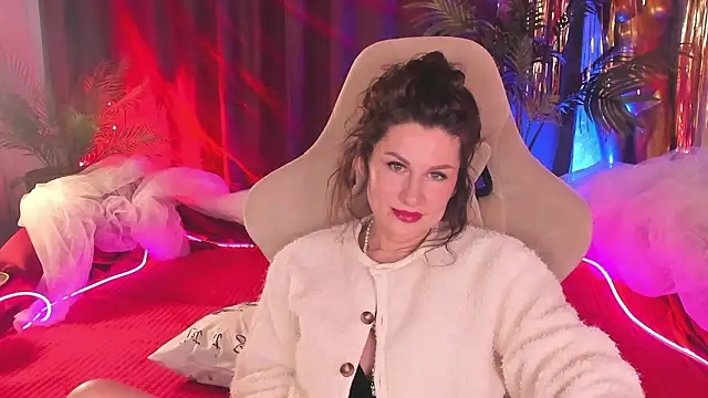 April o Nill online show from 02.10.26