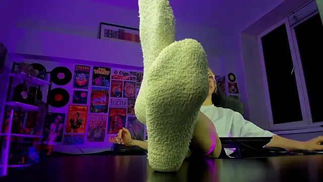 LylithSkye online show from 01.29.25