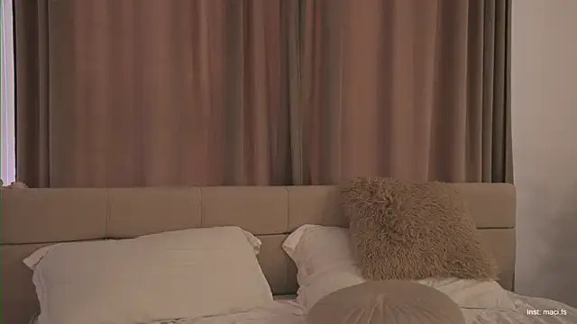 Snapshot of Faster_maci chatting on 03.01.25 Faster maci online show from 03.01.25