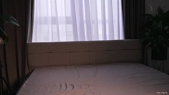 Snapshot of Faster_maci chatting on 10.23.25 Faster maci online show from 10.23.25