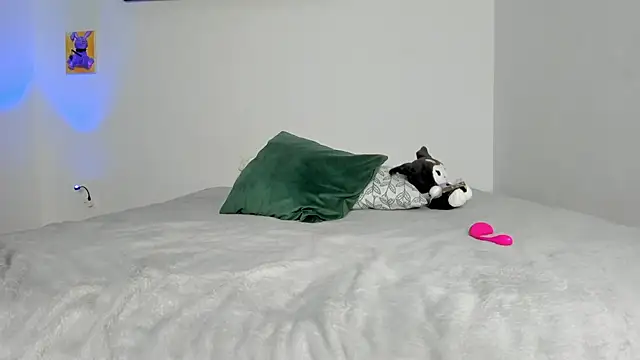 Snapshot of megan_dolly777 chatting on 01.10.25 megan dolly777 online show from 01.10.25