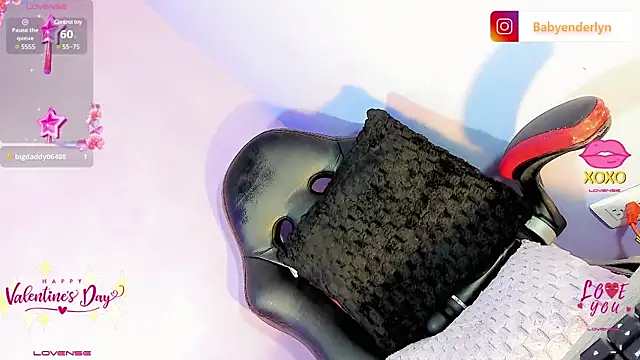 Babyenderlyn online show from 02.17.25