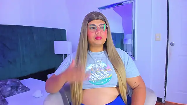 Snapshot of Tom_Silver__ chatting on 02.05.25 Tom Silver online show from 02.05.25