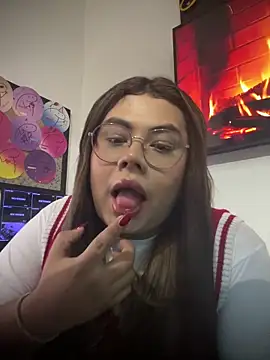 Snapshot of Tom_Silver__ chatting on 04.15.26 Tom Silver online show from 04.15.26