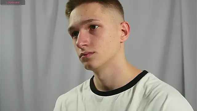 Snapshot of dustyn_fox chatting on 01.14.25 dustyn fox online show from 01.14.25