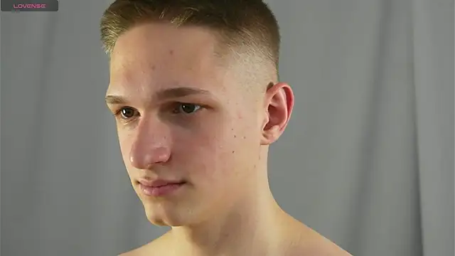 Snapshot of dustyn_fox chatting on 01.14.25 dustyn fox online show from 01.14.25