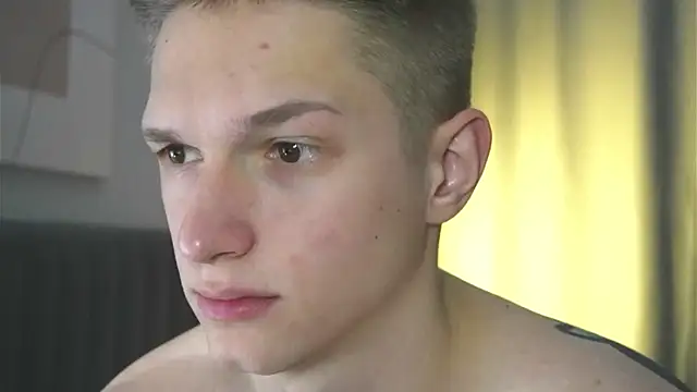 Snapshot of dustyn_fox chatting on 01.27.25 dustyn fox online show from 01.27.25