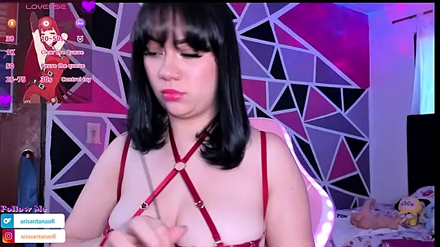 Snapshot of arisantana chatting on 11.12.25 arisantana online show from 11.12.25