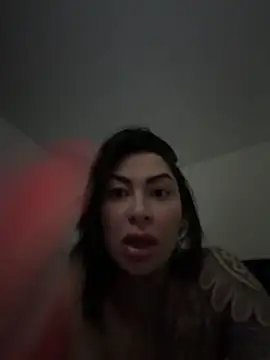 Snapshot of Iam_Annii chatting on 12.16.25 Iam Annii online show from 12.16.25