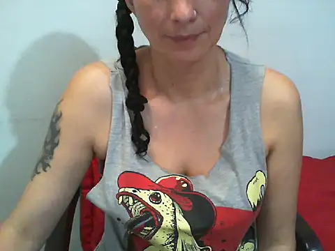 Snapshot of Jennys_room_77 chatting on 10.11.25 Jennys room 77 online show from 10.11.25