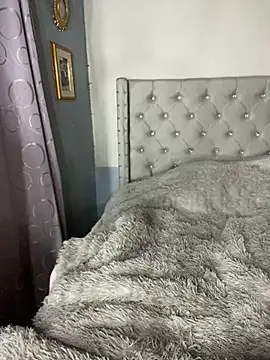 Effy Bonny online show from 02.06.25