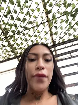 Effy Bonny online show from 02.11.25