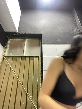 Effy Bonny online show from 03.12.25